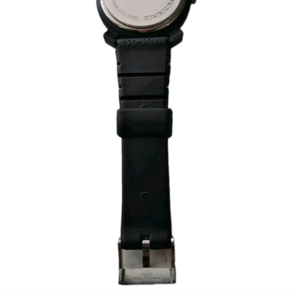 Victorinox Unisex Watch ⌚ ~ New Batt.